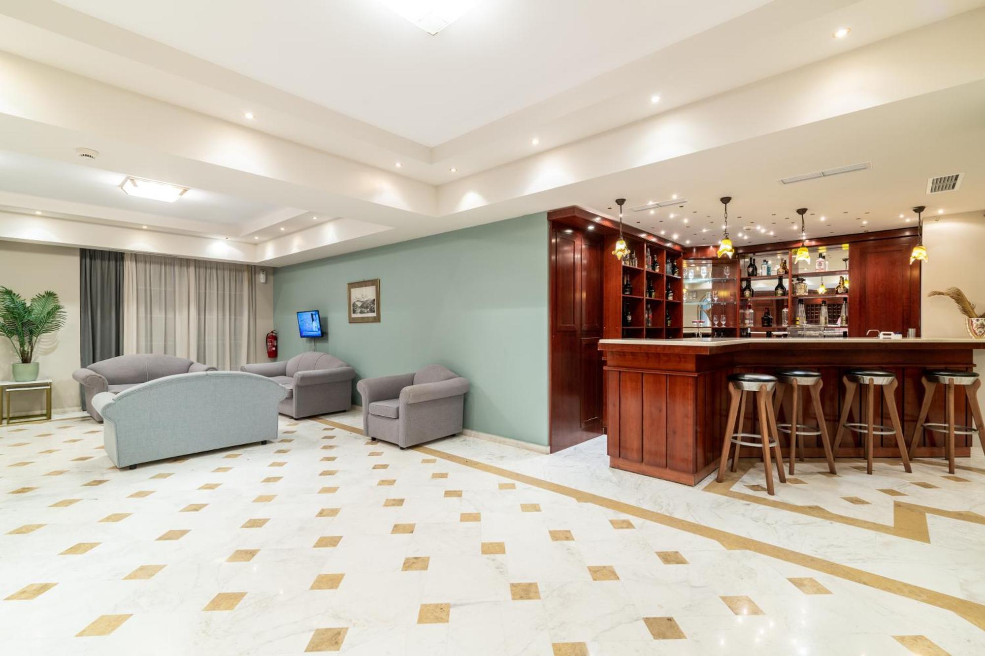 Daisy Hotel Plános エクステリア 写真